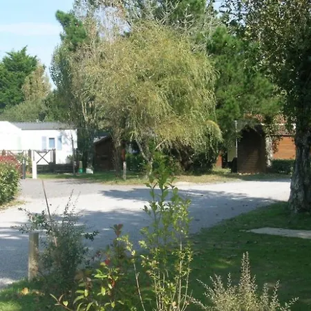 Campingplatz Mobil Confortable Pour 4 Personnes A - Api-1-52-1921